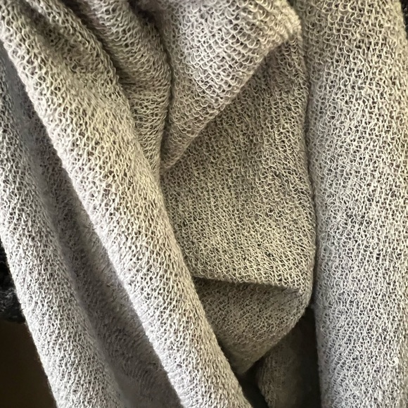 Like New without Tag Grayers Clothers Men’s Long Sleeve Grey Top Size Large - Picture 8 of 8